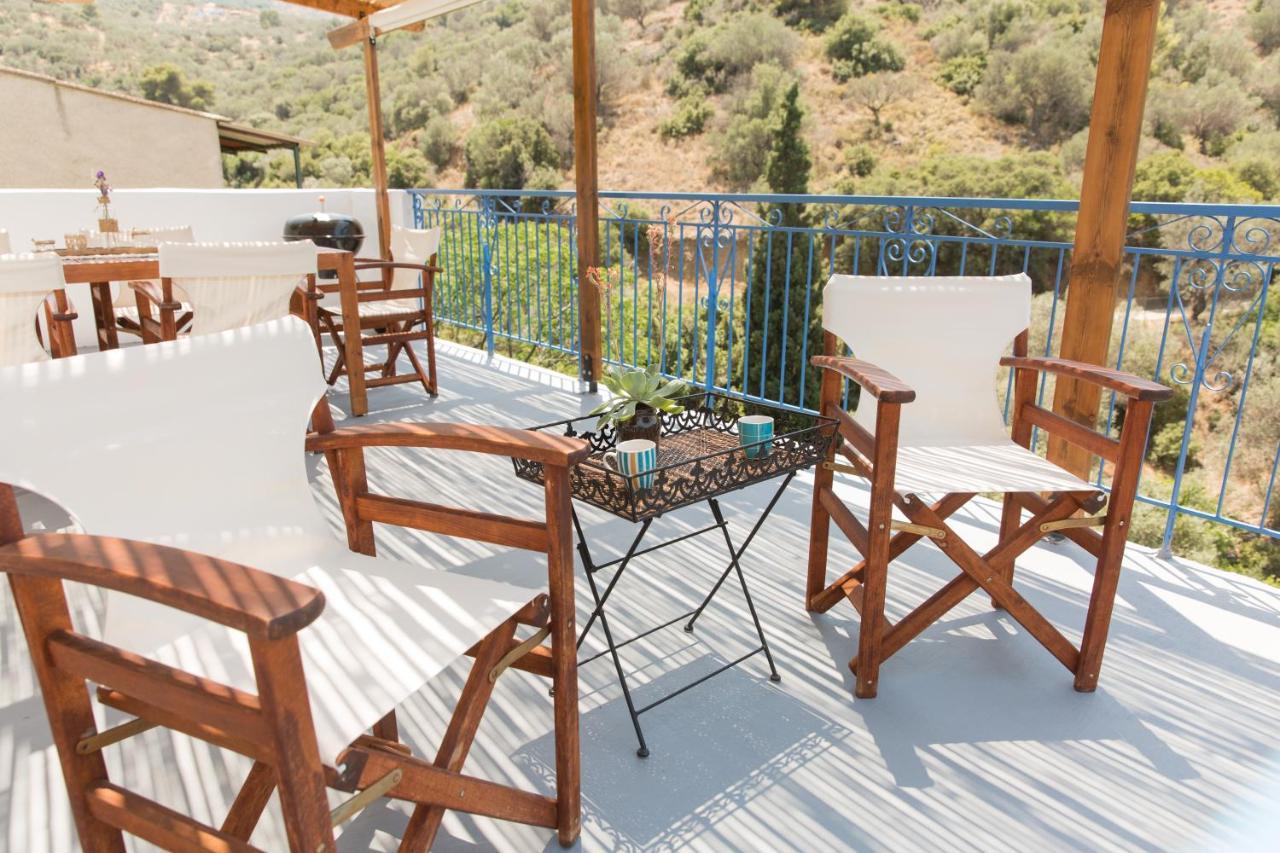 Agiazi Poros Summer House Galatás المظهر الخارجي الصورة