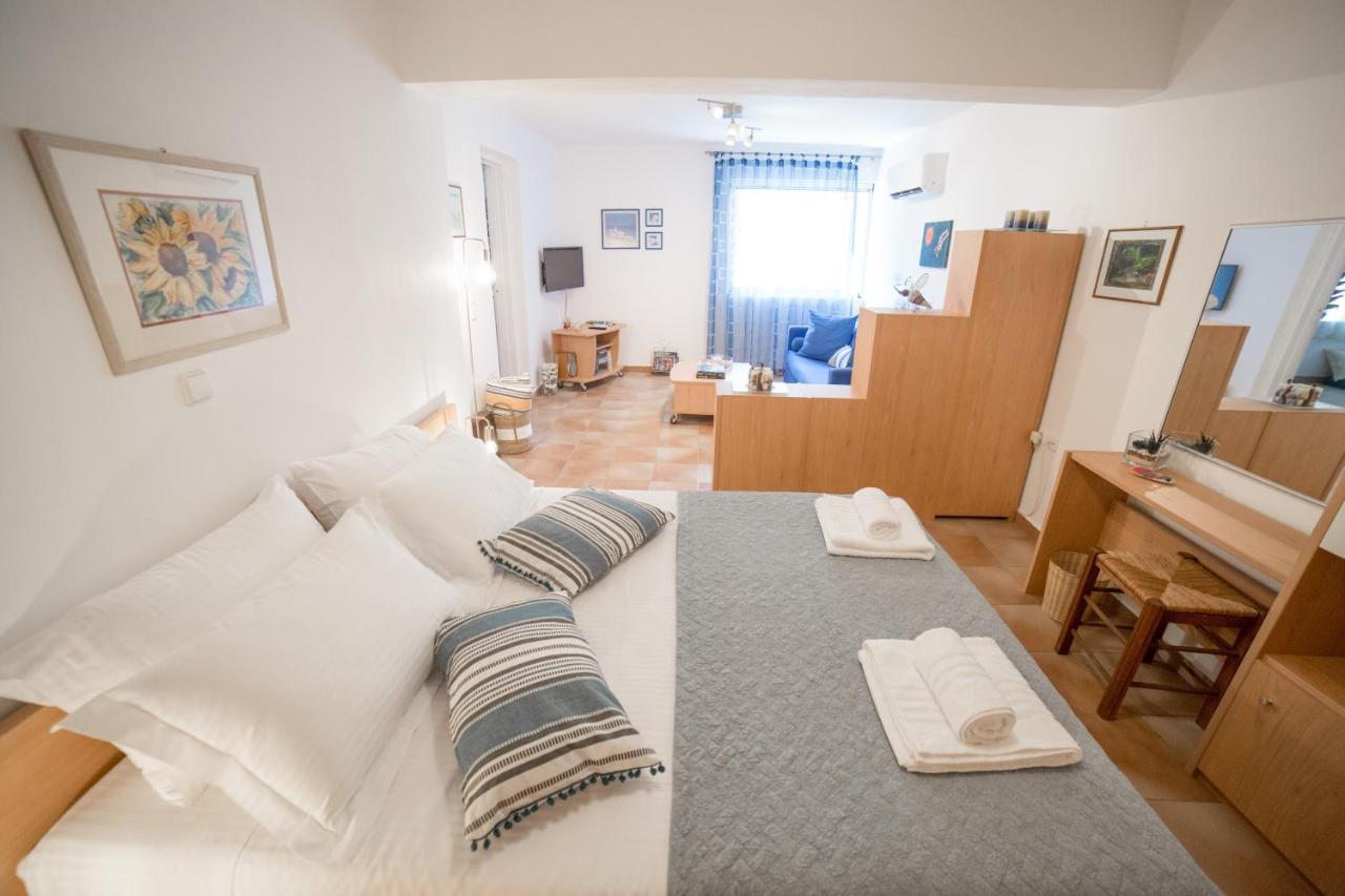 Agiazi Poros Summer House Galatás المظهر الخارجي الصورة